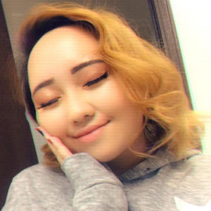 Meet your Posher, Ella